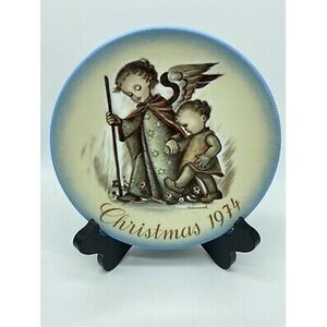 1974 Hummel Christmas Plate "The‎ Guardian Angel", Artist: Sister Berta Hummel